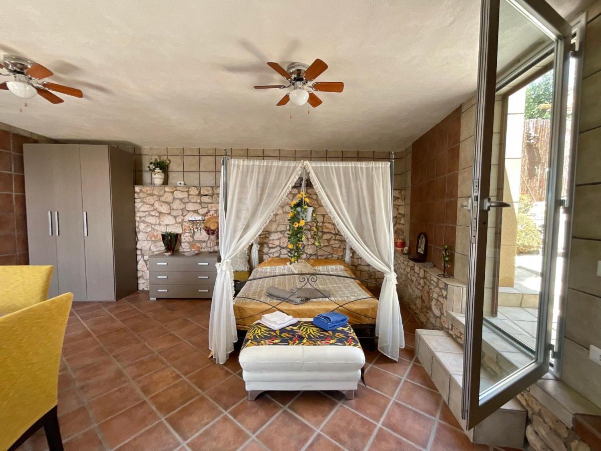 Stone Home - Sea & Landscape Marittima Exterior foto